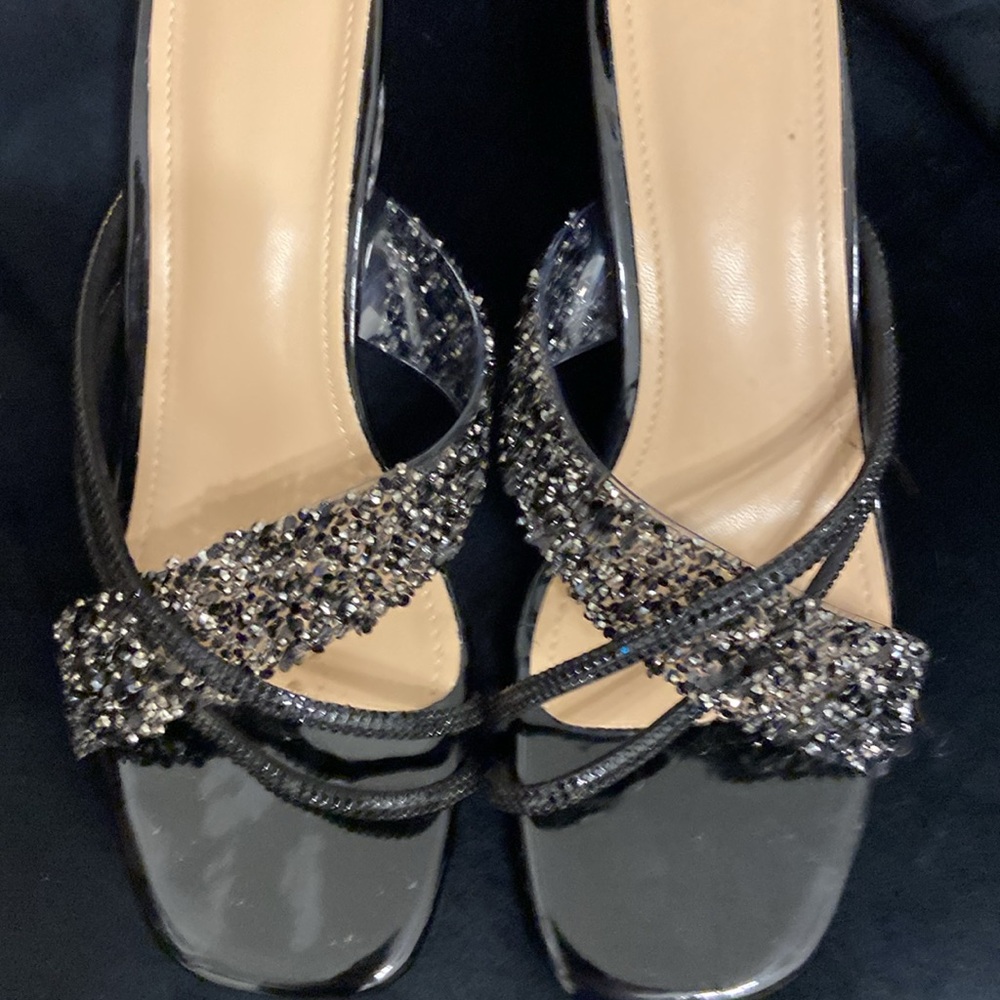 Sparkling see thru heel shoes